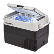Dometic CFF45 Pack - Fridge + Protective Cover